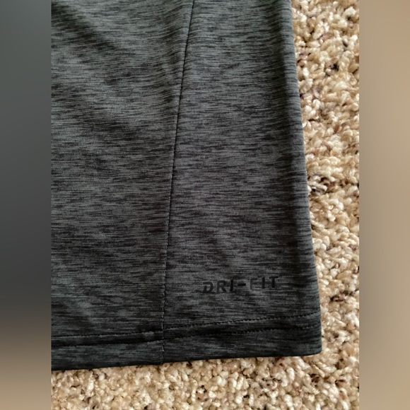 Nike Dri-Fit Sport T-Shirt Tee Mens Size Small Gray Crew Neck short sleeve - Picture 6 of 9